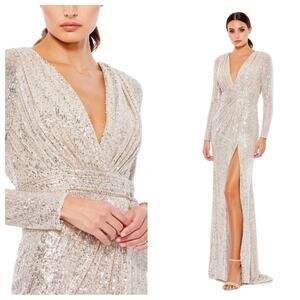 NWT IEENA for MAC DUGGAL 26490 Silver Sequined Long Sleeve V-Neck Gown High Slit